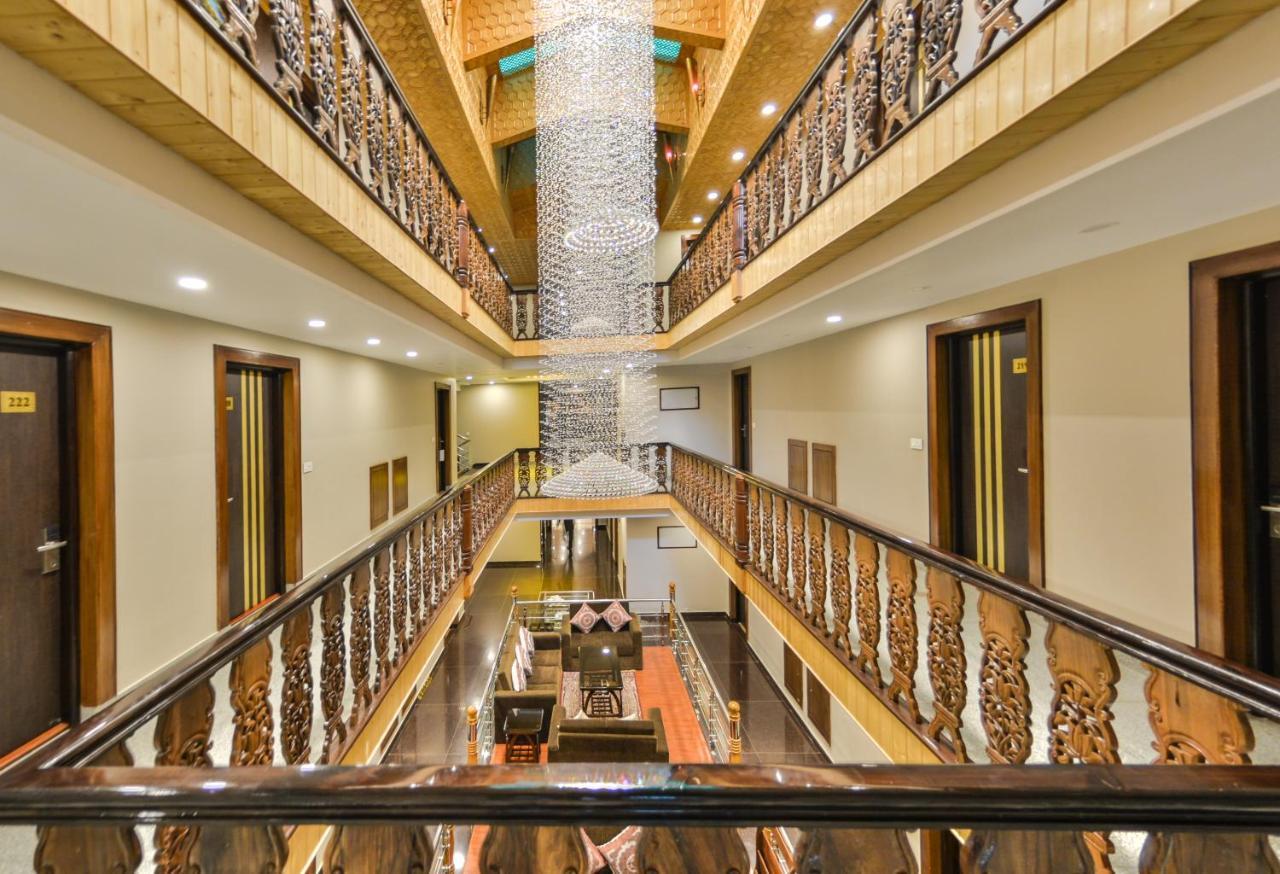 Hotel Royal Hillton Pahalgām Exterior foto
