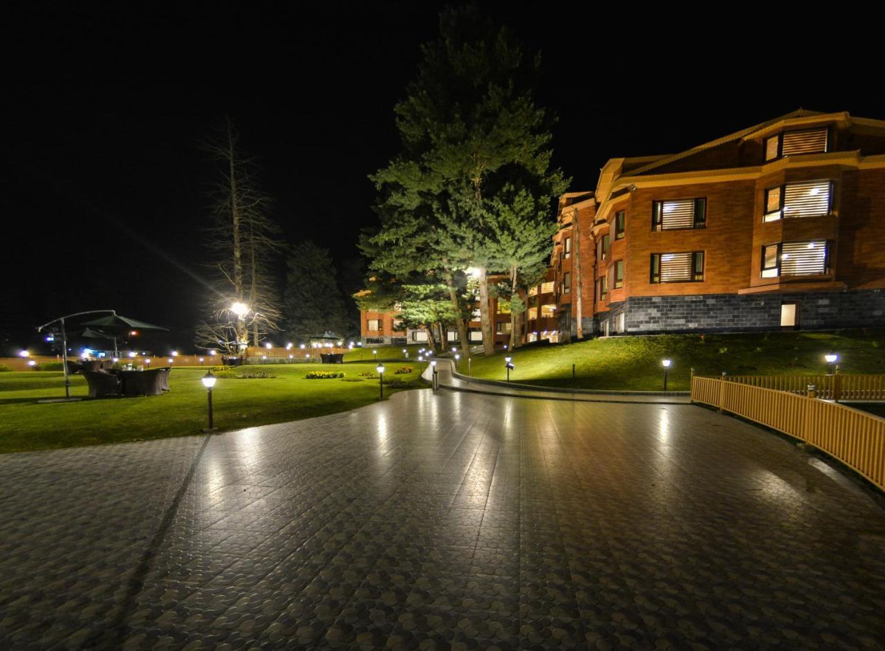 Hotel Royal Hillton Pahalgām Exterior foto